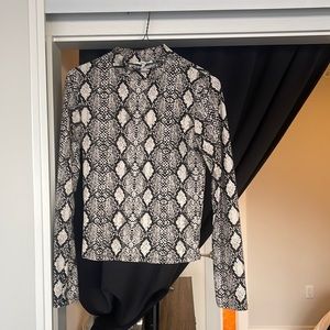 Mock neck snake print long sleeve top